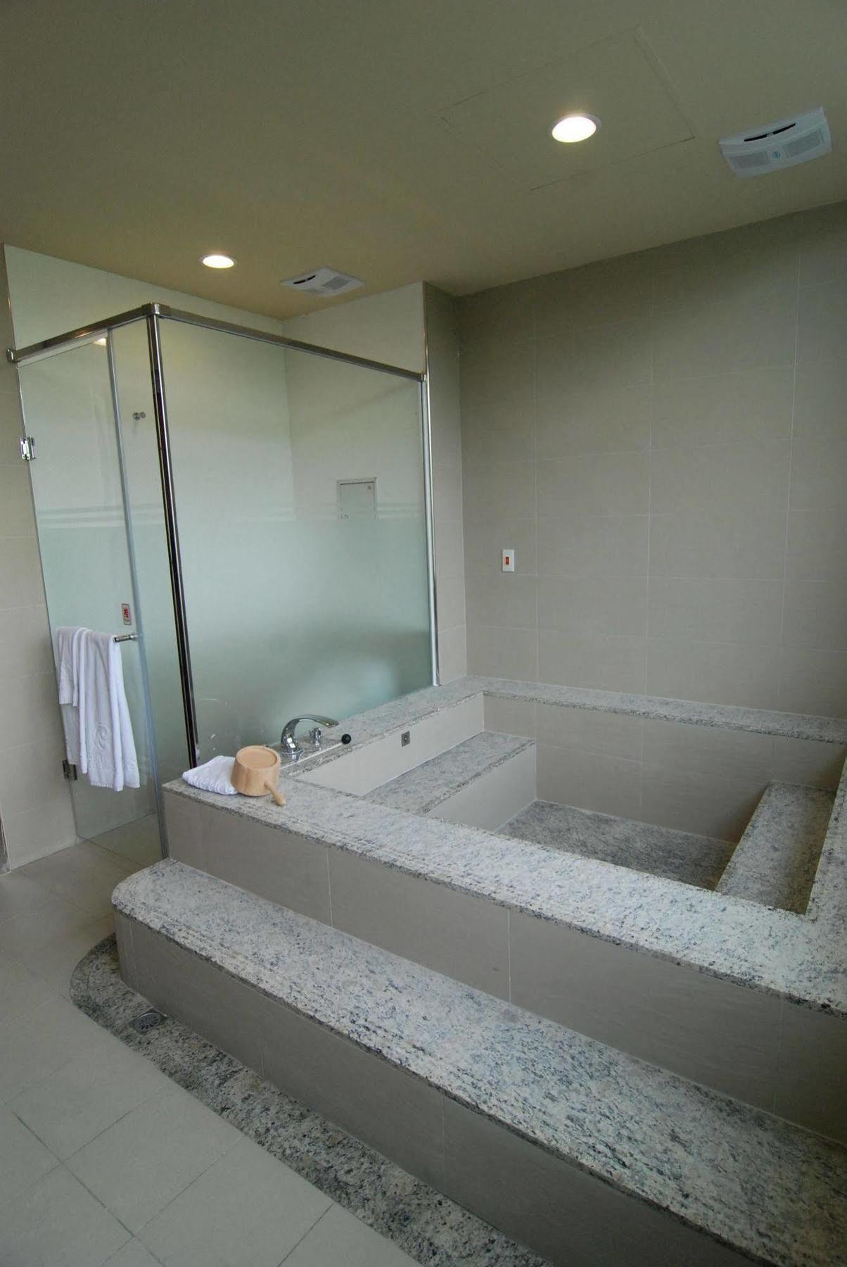 New Taipei Hot Spring Hotel Xindian Dış mekan fotoğraf